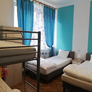 Hostel Lorf Hostel&apartments 